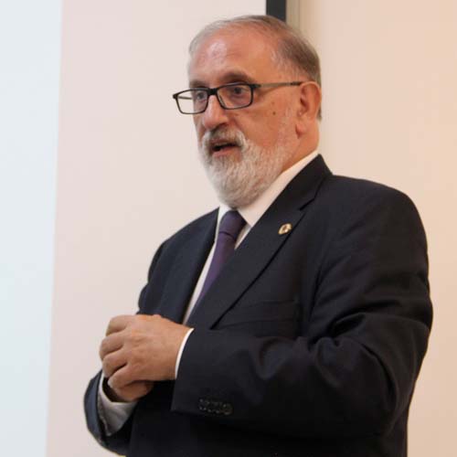 Enrique Banús, ponente en el VII Congreso sobre Derechos Humanos y Cultura. Valencia, febrero 2024